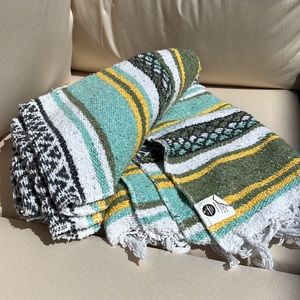 Bluewater Beach Blanket